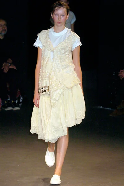 Look 27